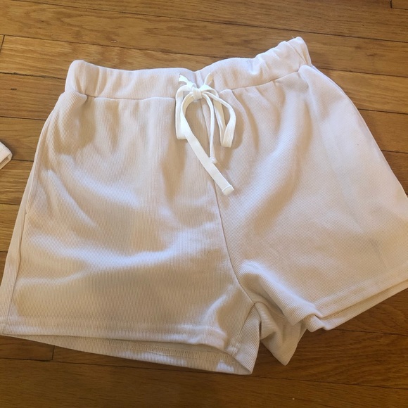 Short Sleeve Pajama Set Henley Tops and Shorts Sleepwear Loungewear with Pockets - Picture 4 of 12